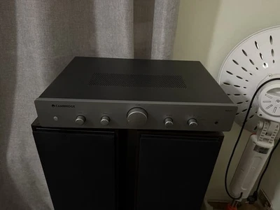 Cambridge Audio AXA25 25W Amplificatore Integrato - Nero - Immagine 1 di 2
