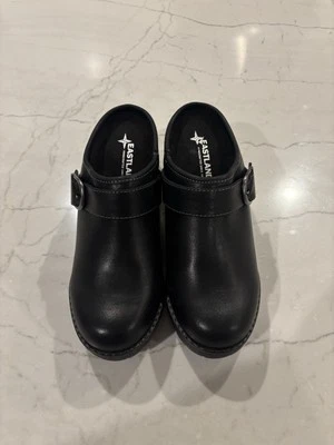 Zuecos Eastland para mujer negros Nola imitación cuero hebilla zapatos talla 7,5 Foto 1 de 4