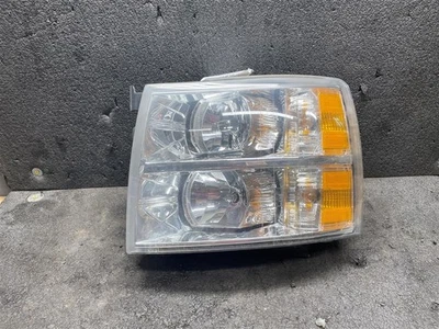 Driver Left Headlight Fits 07-14 SILVERADO 2500 PICKUP 2005223 - Изображение 1 из 4