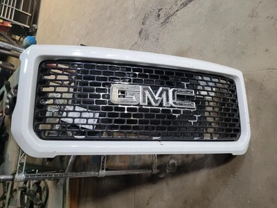 Grille Fits 15-17 SIERRA DENALI 2500 1962764 - Image 1 of 4