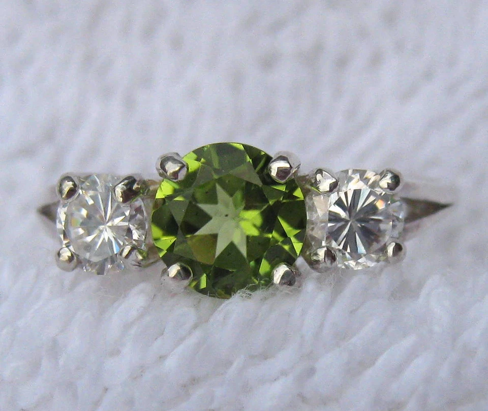 Peridot & CZ Sterling Silver 3-Stone Anniversary Ring - Image 1 of 1