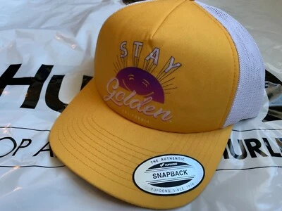 BRAND NEW HURLEY WOMENS HAT SNAP BACK ONE SIZE TRUCKER DESTINATION STAY GOLDEN - Image 1 of 4
