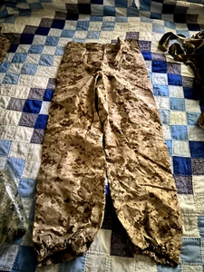 Pantalones Patagonia NIVEL 6 L6 Gore-tex Hechos en EE. UU. AOR1 Azul Marino SELLO NUEVO Pequeños Regulares - Imagen 1 de 2