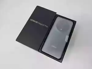 Honor Magic5 Pro, SD 8 Gen2, 12+512GB, Android 15,6.81" OLED 120Hz, 50+50+50 MPx - Imagen 1 de 3