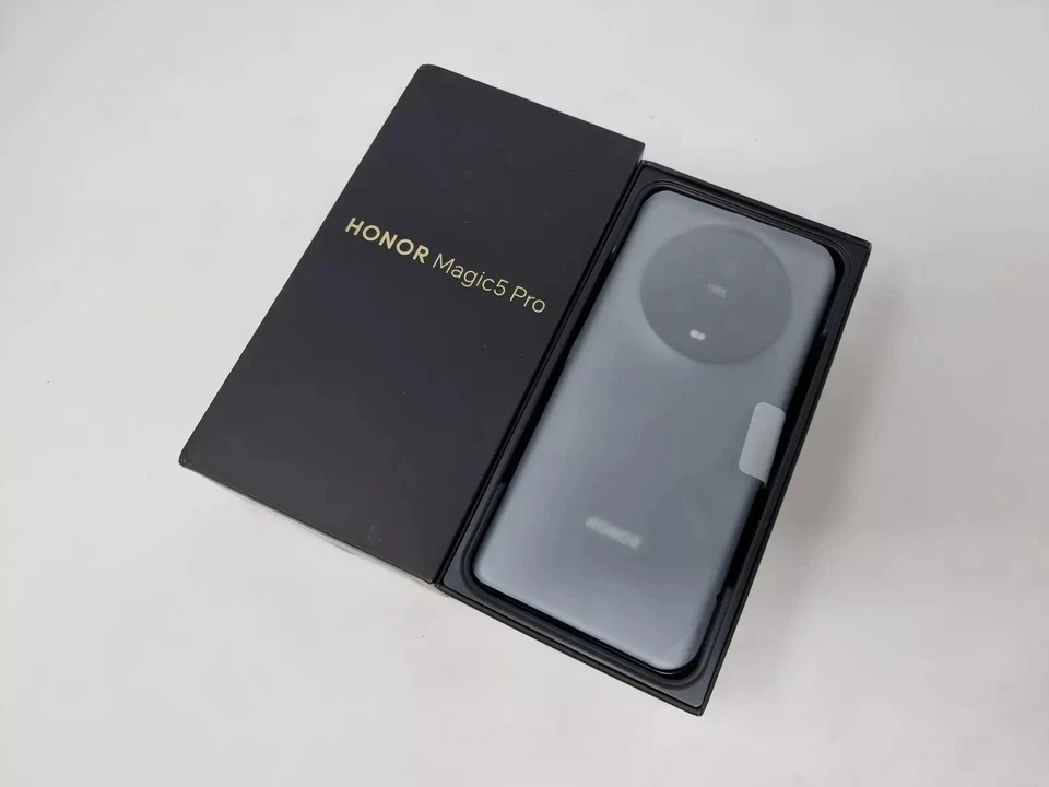 Honor Magic5 Pro, 8 Gen2, 12GB+512GB, Android 15, 6.81" OLED 120Hz, 50+50+50 MPx - Imagen 1 de 3