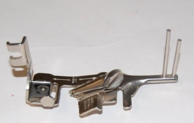 D2   Singer Multi Binder Presser Foot #161420 Slant Shank Machine Great Britain - Image 1 of 4