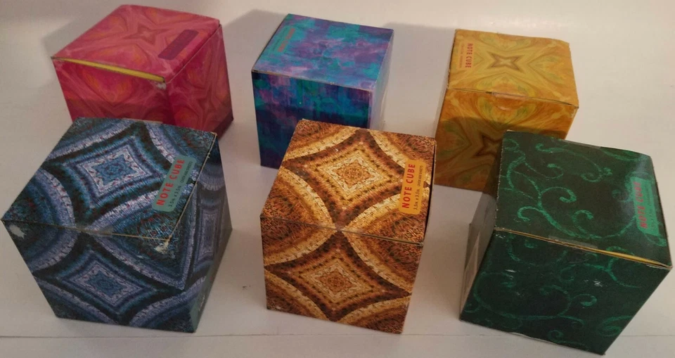Designer Paper Note Cubes 3.5'' X 3.5'' 600+ Sheets/Box, Select: Design on Box - Image 1 of 1