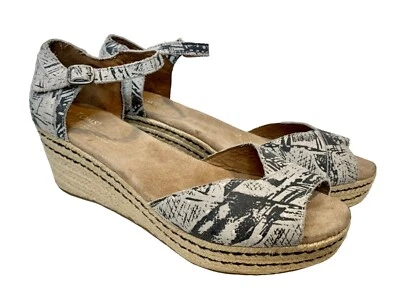 Sandalia de cuña de yute punta abierta de lona Toms Batik para mujer 9,5 ropa de resort de vacaciones Foto 1 de 4