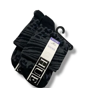 HUE Body Ankle Sock Womens One Size Cobblestone Gray Animal Print 2 Pair - Picture 1 of 4
