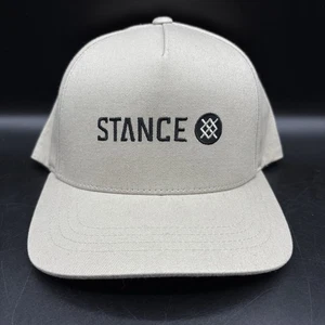 Gorra Stance Icon Snapback Curved Peak en caqui - Usada en Excelente Condición - Imagen 1 de 9
