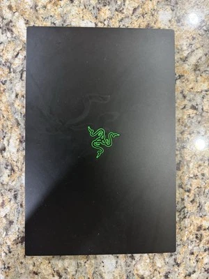 razer blade 15 3070 TI Intel i7-12800H 1TB SSD 240 HZ refresh rate  - Image 1 of 4