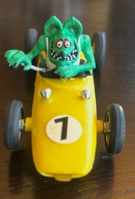 Carro de autorama 1/32 pré 1970 - Imagem 1 de 4