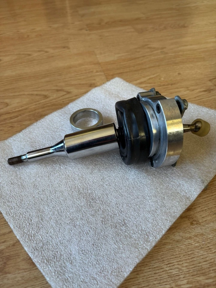 C's Cs Short Shifter Gen 1 For Skyline GTR R32 R33 Stagea 260RS RARE INTERIOR - Image 1 of 3