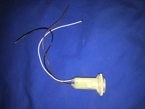 75 Ford Granada 74 Ford Mustang Park and turn light bulb Socket NEW - Bild 1 von 3