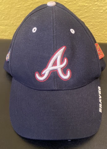 Vintage Atlanta Braves ball cap Plus 2 Season Ticket Holder Pins Cover