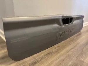 2019-2023 GMC Sierra Pickup 1500 Upper Tailgate GREY PN#85518591 - Picture 1 of 6