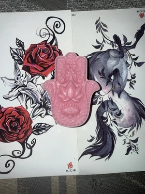 Vela de cera derretida-dinero vela se derrite con dinero real en el interior ($1-$100)  Foto 1 de 4