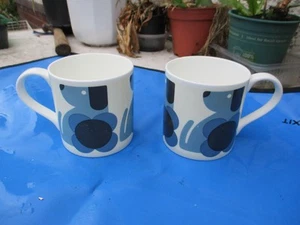 2 x Orla Kiely Tassen Creme Hund Design Designer Kaffee Tee Tassen - BESCHREIBUNG LESEN - Bild 1 von 7
