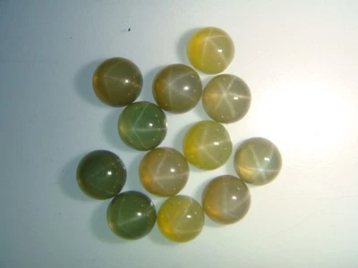 12 LINDE STAR САПФИР СМЕШАННЫЙ ЗЕЛЕНЫЙ ПОЛУПРОЗРАЧНЫЙ 5 ММ КРУГЛЫЕ 8,4 КАРАТА - Изображение 1 из 2