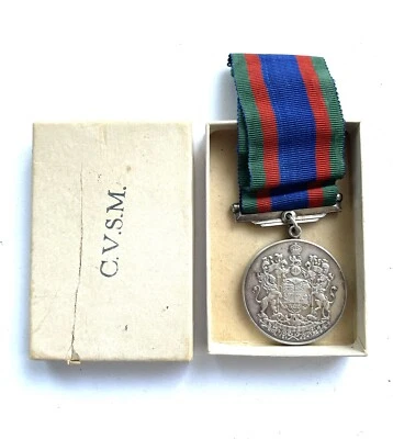 Authentic WW2 Canadian Volunteer Service Medal CVSM Boxed SILVER - Image 1 of 4