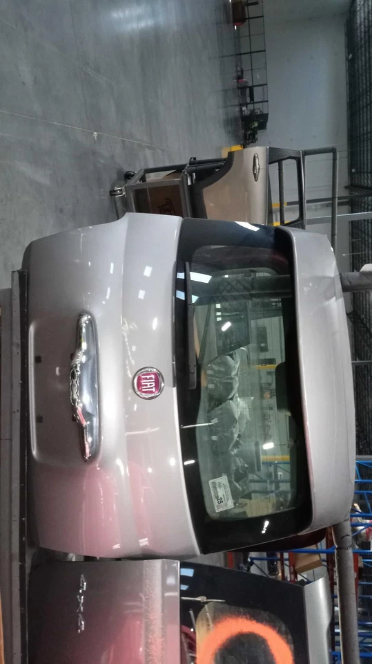 Fiat 500 2015 plateado usado OEM cubierta tapa maletero 04816691AA 102 k millas Foto 1 de 2