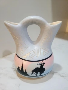 Vintage Handcrafted & Handpainted Navajo Wedding Vase Signed Beautiful Color - Picture 1 of 9