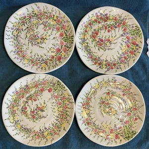 Tischplatten Frühling Garten Teller 9" handbemalt Blumen Keramik Vintage 4er Set Neu aus altem Lagerbestand - Bild 1 von 10