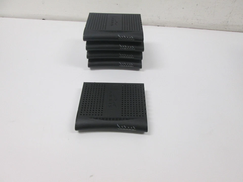 LOT OF 5 Arris TM501A Cable Modems (NO CORDS) - Image 1 of 4