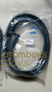 TOYOTA COROLLA AE102 AE100 AE101 EE101 LEFT DOOR SEDAN SEAL RUBBER WEATHERSTRIP - Picture 1 of 3