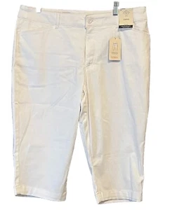 St John’s Bay Women Capri Size 16 Petite Color White Cotton Blend NEW - Picture 1 of 7