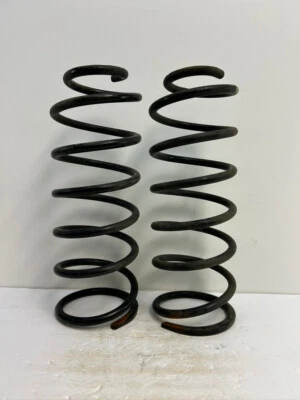 Muelles helicoidales traseros Toyota 4Runner 1996-2002 (usados) Foto 1 de 4