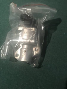 EGR Valve Standard EGV1025T - Picture 1 of 1