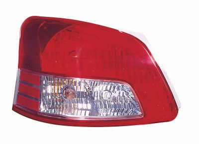 Conjunto de luz trasera izquierda/drive para Toyota Yaris Foto 1 de 2