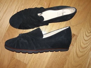 Amalfi by Rangoni Italy Women Black Suede Hidden Wedge Flats Size 11 - Picture 1 of 12
