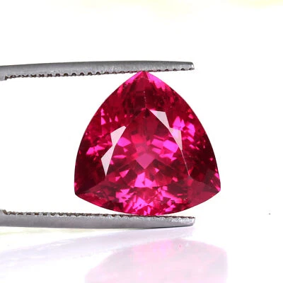 Trillion Cut 20.Carat Loose Gemstone Red Ruby Gem For Pendant Making - Image 1 of 3
