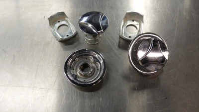 Ford Mustang 1970 70 piezas de bloqueo de capó OEM cromo Mach 1 Hot Rod 02BB3 ZZ Foto 1 de 4