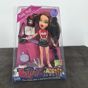 Bratz Dana Funk Out Collection 2004 MGA Y2K Doll - Picture 1 of 24