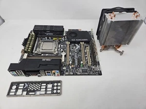 Asus Sabertooth X79 Motherboard w/ i7-3820 3.6GHz, 64 GB Memory - Bild 1 von 11