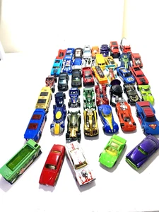 Grande lotto di auto Hot Wheel - Foto 1 di 6