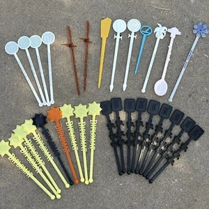 Lot Vintage Cocktail Bar Drink Stirrers Swizzle Sticks Stirs, Hotels 31 - Picture 1 of 11