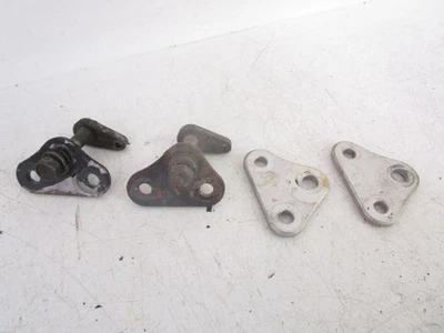 96 Suzuki GSXR1100 GSXR 1100 W Motor Mounts 41911-17E00 1993-1998 - Image 1 of 4