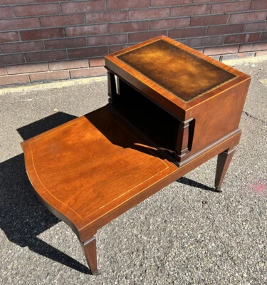 Vintage Mid Century Modern Weiman Heirloom Mahogany Table Leather Top Inlay - Image 1 of 4
