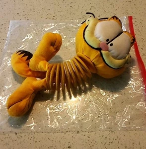 GARFIELD SLINKY PETS SPRING Licensed Plush New 10" NANCO 1999 Sucktion Cup - Picture 1 of 4