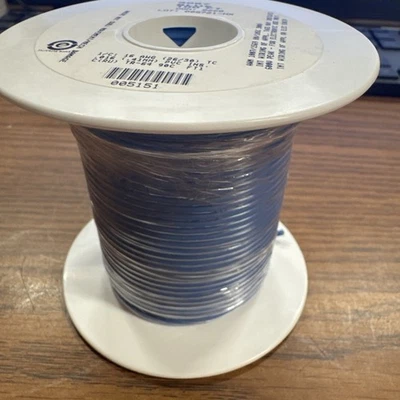 100' Alpha 3057 16AWG 26/30 cable de conexión trenzado azul PVC NUEVO Bin8 Foto 1 de 4