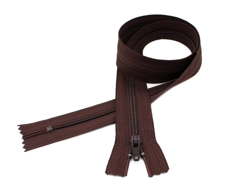 Compra a granel - Bobina de nailon de costura YKK #4.5 funda y cremallera para tapicería hecha en EE. UU. Foto 1 de 1