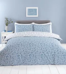 Polycotton Sade Blumendesign Bettbezug Set in Blau & Weiß Wendbar - Bild 1 von 5