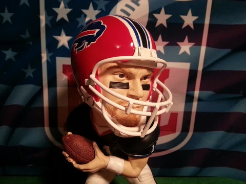 DREW BLEDSOE BUFFALO BILLS Game Breaker Upper Deck Collectible Figure Cover