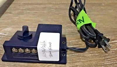 HO & N Scale Life Like Transformer  Pack Model 390-J black - Image 1 of 4