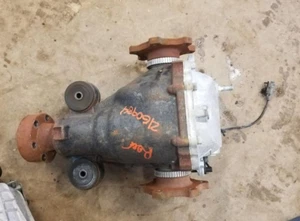 2014-2017 Infiniti QX70 Differential Carrier Assembly 3.692 Ratio - Picture 1 of 3