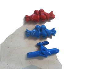 Lot 3 Vintage 1950s Plastic Child Barrettes Rabbit 2 Love Birds Turtle Doves - Picture 1 of 4